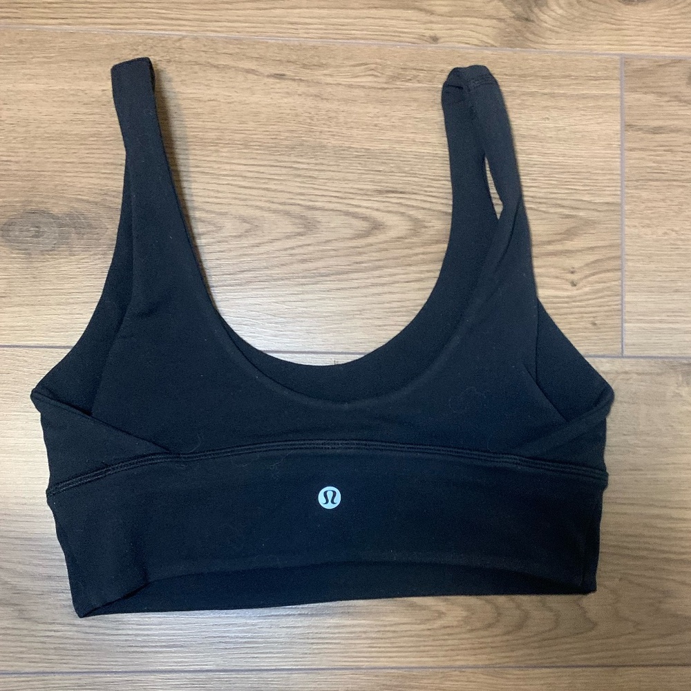 black lululemon align sports bra